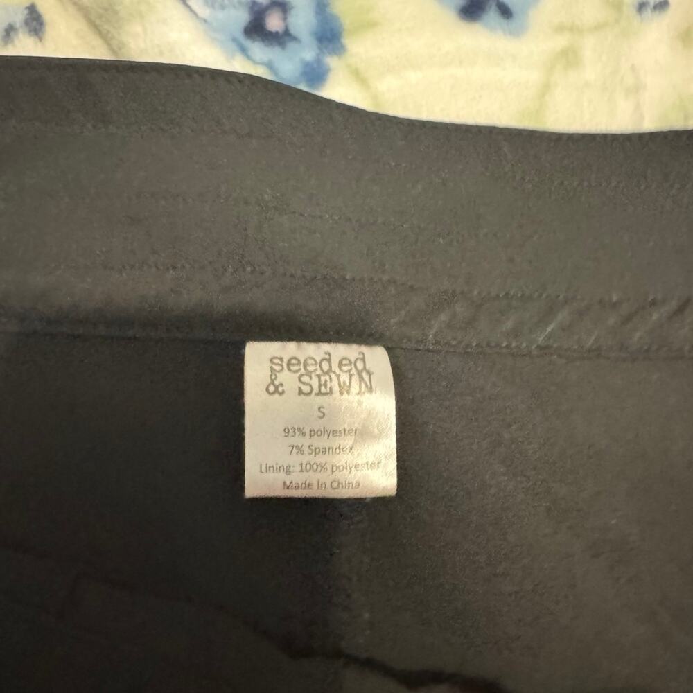 Black shorts Size 5 ❤️ - Picture 6 of 6